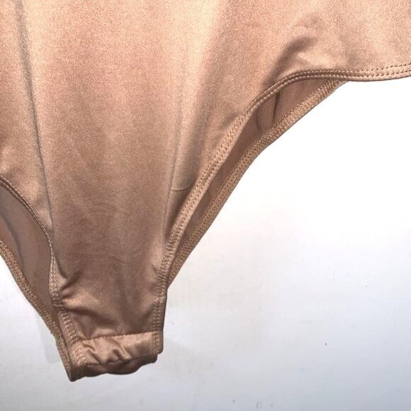 And Now This Womens Tan Sleeveless Bodysuit L Polyester/Spandex Blend Snap Closu - Picture 6 of 11